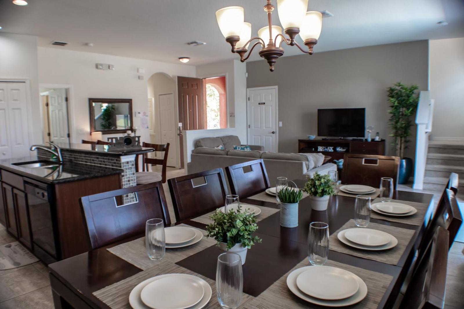 Bella Vida Resort 4 Bedroom Vacation Townhome with Pool 1900 Main image 1